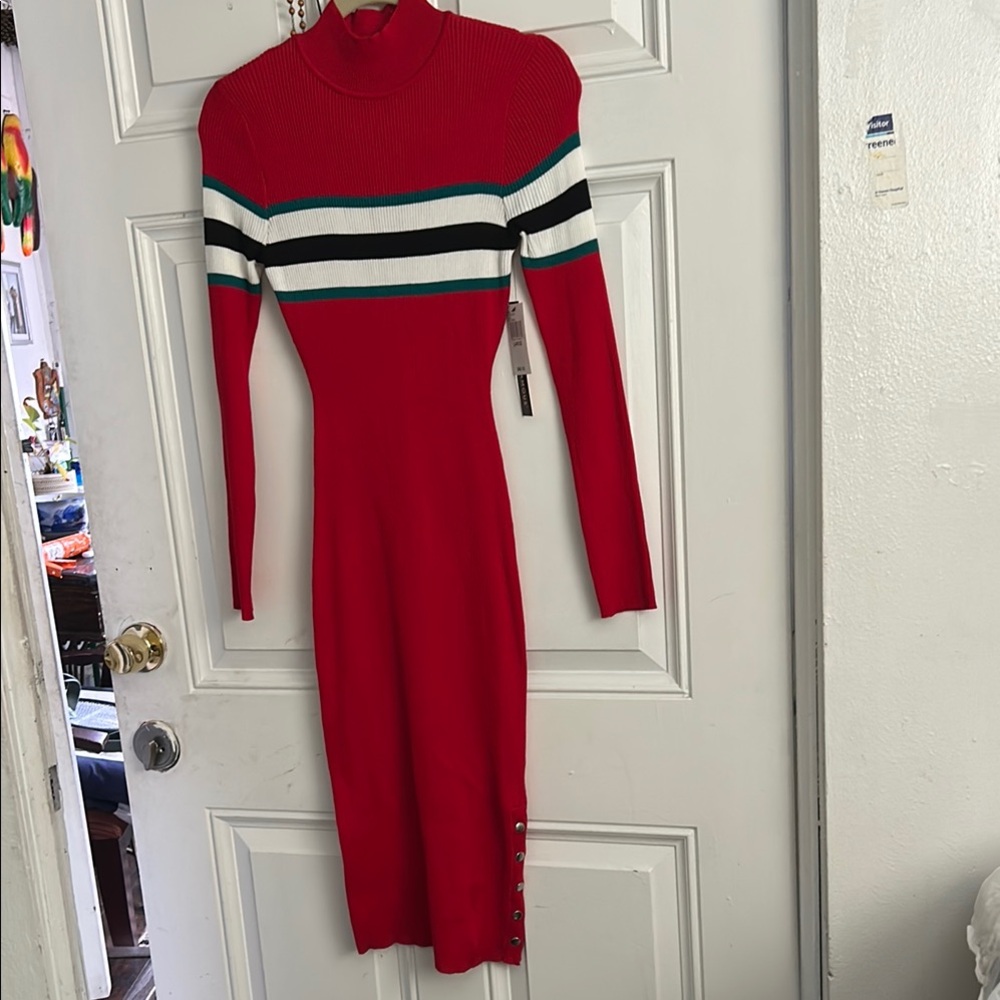 Almost Famous Red Black Long Sleeve Mock Neck Bodycon Dress